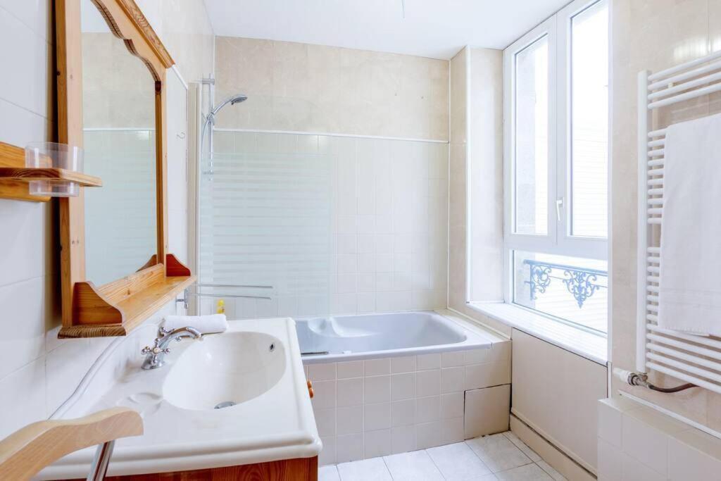 Vazi, Appartement Lumineux & Spacieux Centre-Ville Брест Экстерьер фото